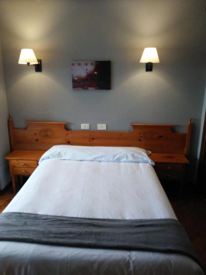 Albergue Hostal Sao Telmo Tui Zewnętrze zdjęcie